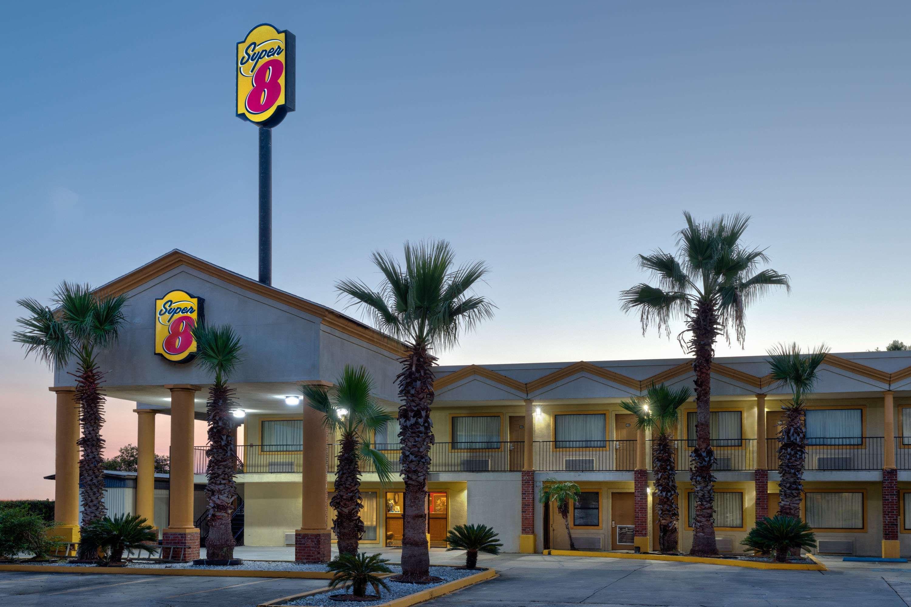 Super 8 By Wyndham Breaux Bridge Motel Dış mekan fotoğraf